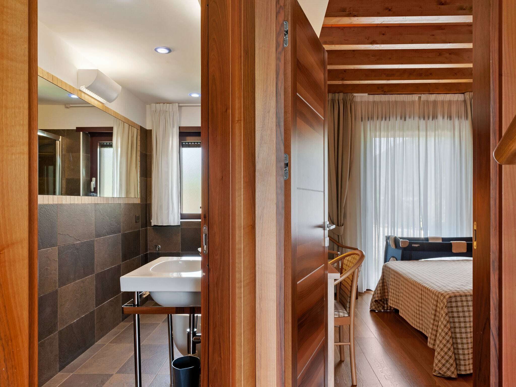 2 bedrooms