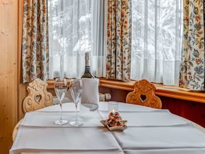 1 bedroom, bed sheets - Lovely Holiday Home in Altenmarkt im Pongau near Skiing (Altenmarkt im Pongau)