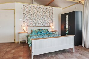 House | 1 bedroom, bed sheets