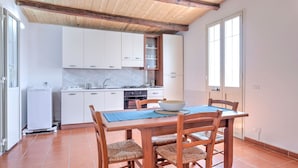 Dining - Belvilla by OYO Hideaway (Ragusa)