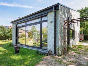 Villa | Exterior - Villa in Kobbegem With Private Garden (Asse)