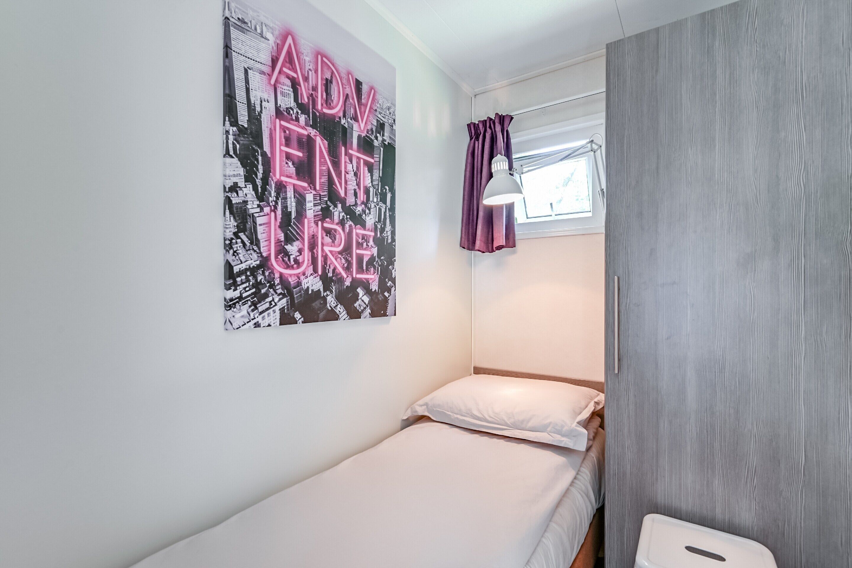 2 bedrooms, individually furnished, bed sheets