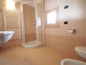 House | Bathroom