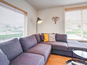 Living room - Enticing Holiday Home in Venhorst With Garden (Venhorst)