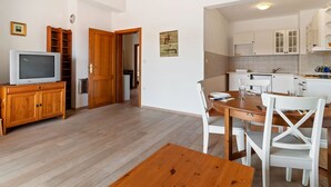 Unclassified image, 5 of 30, button - Sea-view Apartment in Ližnjan With Swimming Pool (Liznjan)