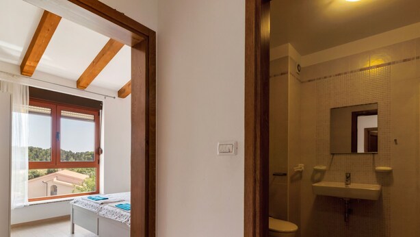 Unclassified image, 1 of 30, button - Sea-view Apartment in Ližnjan With Swimming Pool (Liznjan)