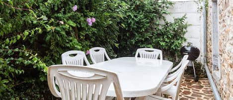 House | Dining