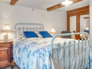 4 bedrooms, individually furnished, bed sheets
