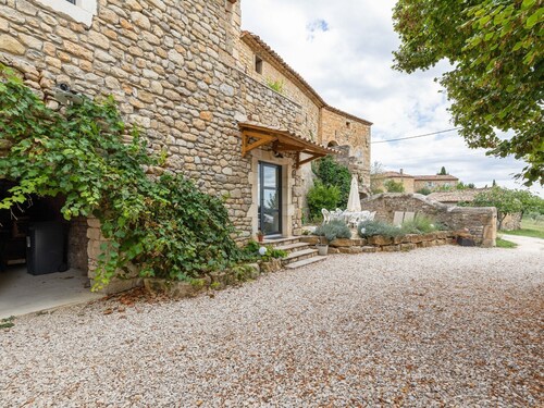 Heritage Farmhouse in Vagnas With Garden