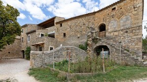 Exterior - Heritage Farmhouse in Vagnas With Garden (Vagnas)