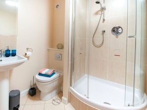 Shower, towels