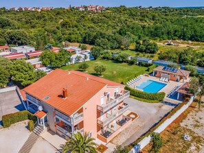 Apartment | Pool | Outdoor pool - Classy Apartment in Banjole near Beach & Pula City (Medulin)