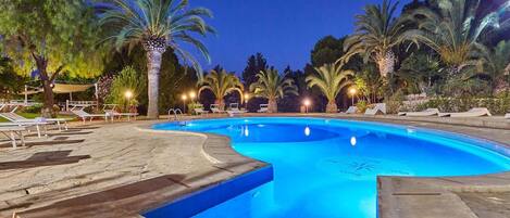 别墅 | 泳池 | 室内游泳池,室外游泳池