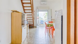 Unclassified image, 4 of 37, button - Refreshing Apartment in Loano With Garden (Loano)