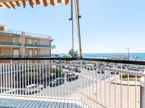 Balcony - Charming Apartment in Arma di Taggia Near Vittorio Beach (Taggia)