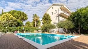 Outdoor pool - Alluring Apartment in Loano near Sea Beach (Loano)