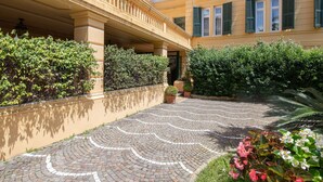 Exterior - Simplistic Apartment in Sanremo near Sea Beach (Sanremo)