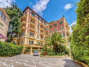 Exterior - Classy Apartment in Sanremo near Sea Beach (Sanremo)