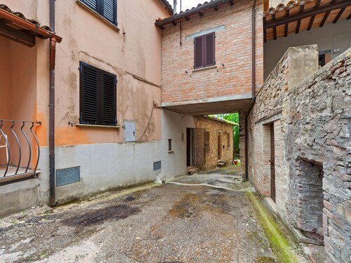 Scenic Apartment in Todi near Centro Storico