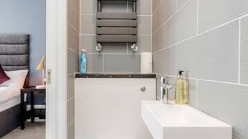 Hair dryer, towels