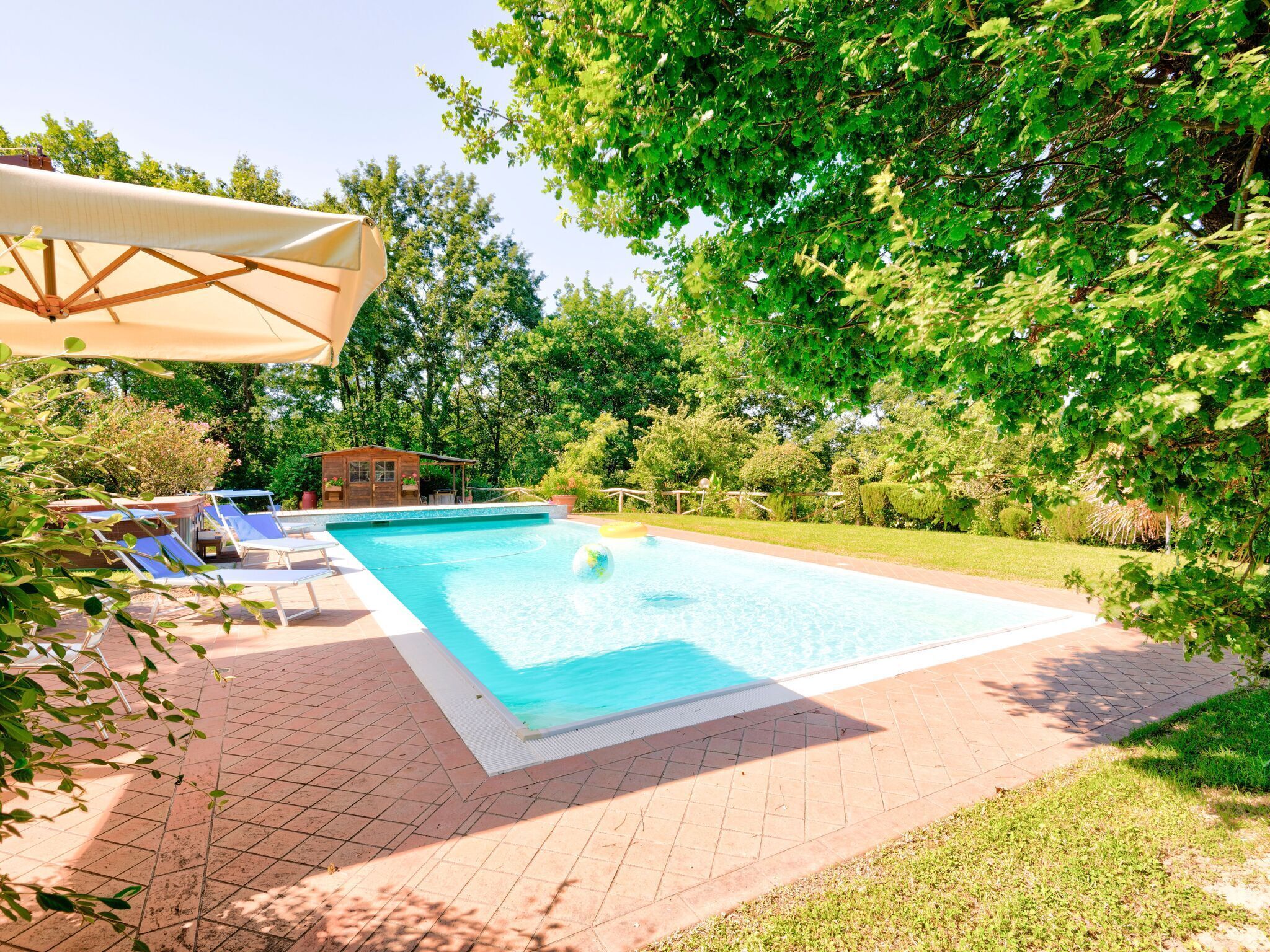 Piscina all'aperto