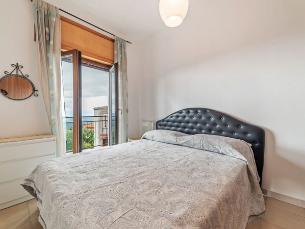 Room amenity - Peaceful Holiday Home in Perdifumo With Balcony (Perdifumo)
