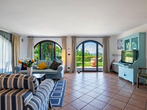 House | Living area