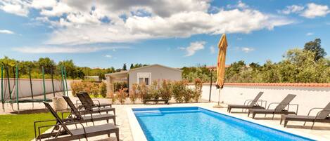 House | Pool | Outdoor pool