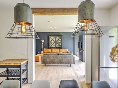 Tranquil Farmhouse in Rijsbergen With Hot Tub and Garden