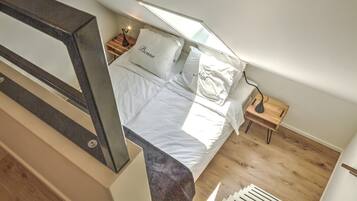 Casa | 5 quartos, individualmente mobiliados, roupa de cama