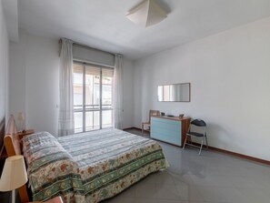 3 bedrooms, bed sheets - Holiday Home in Fano Near the Beach (Fano)