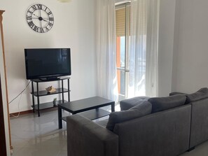 Apartment | Living area - Holiday Home in Fano Near the Beach (Fano)