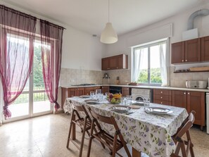 Dining - Inviting Holiday Home in Savona With Private Garden (Dego)