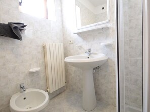 Bathroom - Belvilla by OYO Grit (Livigno)