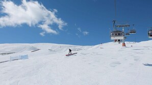 Exterior - Chic Holiday Home in Livigno near Ski Area (Livigno)