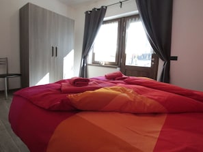 House | 1 bedroom, cribs/infant beds - Chic Holiday Home in Livigno near Ski Area (Livigno)