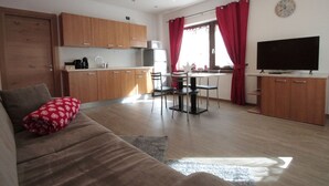 Dining - Chic Holiday Home in Livigno near Ski Area (Livigno)