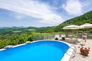 Villa | Pool | Inomhuspool och utomhuspool
