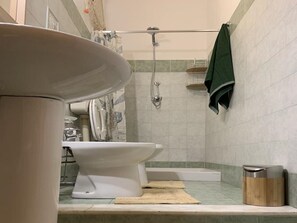 Shower - Refreshing Holiday Home in Terme Vigliatore With Garden (Terme Vigliatore)