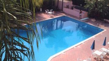 Piscina all'aperto
