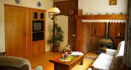 Tranquil Farmhouse near Forest in Ulicoten with Terrace