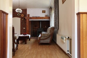 House | Living room - Tranquil Farmhouse near Forest in Ulicoten with Terrace (Ulicoten)