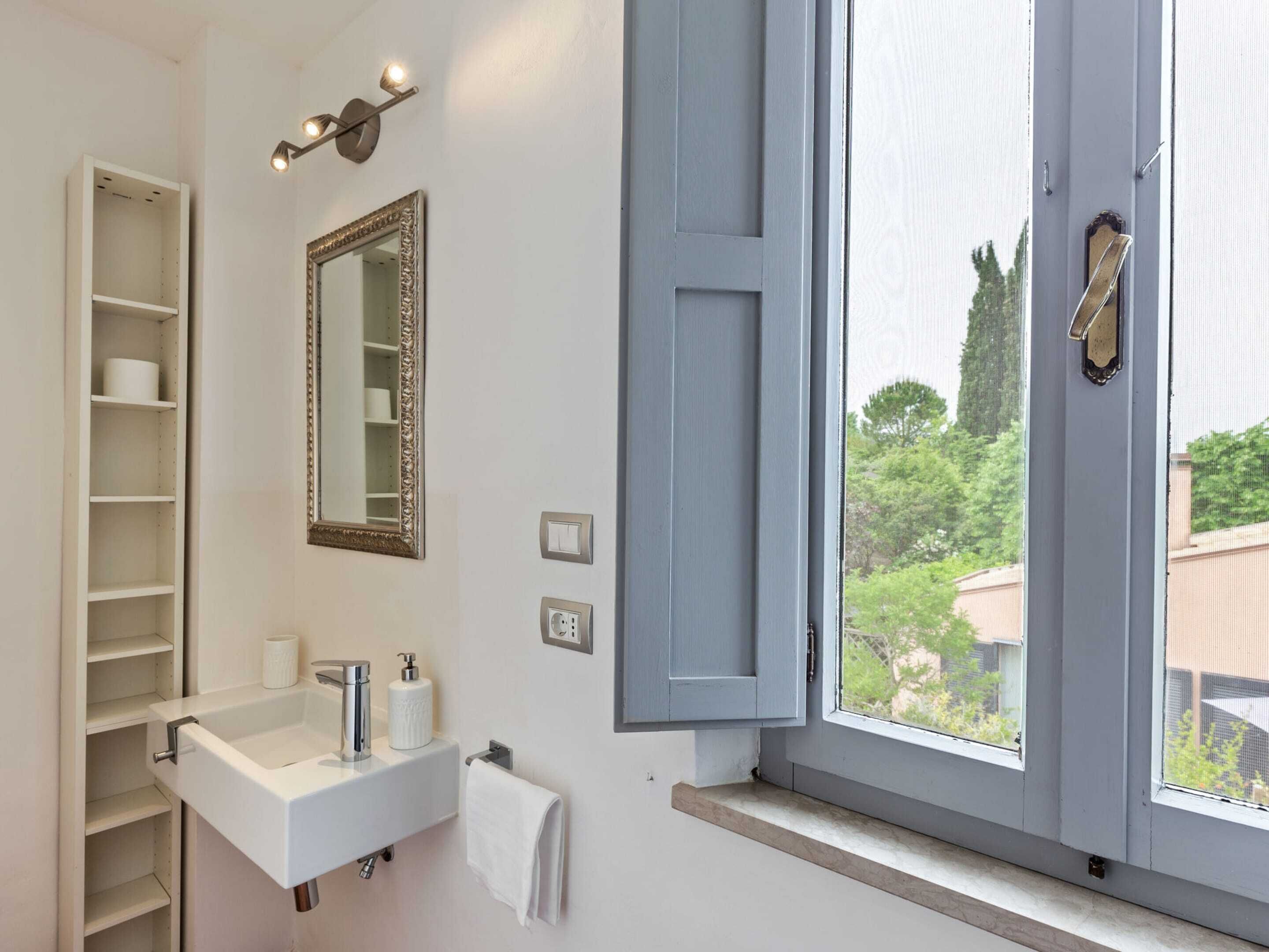 Villa | Bathroom | Shower