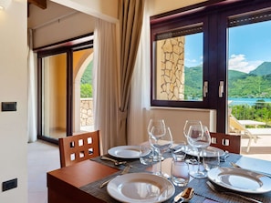 Dining - Countryside Holiday Home in Scanno near Museo Della Lana (Scanno)