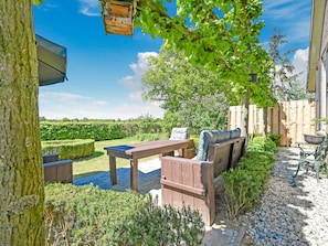Balcony - Alluring Holiday Home in Ruurlo With Garden (Ruurlo)