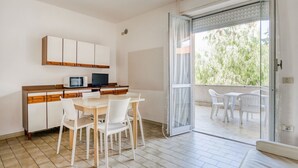Unclassified image, 4 of 37, button - Inviting Apartment in Loano With Swimming Pool (Loano)