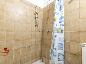 Towels - Stunning Apartment in Loano With Beach Nearby (Loano)