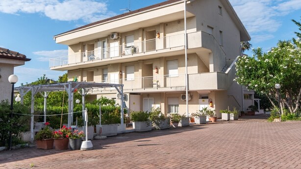 Unclassified image, 1 of 39, button - Stunning Apartment in Loano With Beach Nearby (Loano)