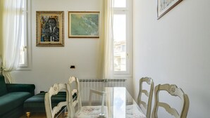 Dining - Apartment in the Center of Sanremo (Sanremo)
