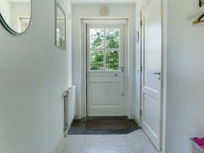 Reception - Quaint Holiday Home in Dalfsen With Private Terrace (Dalfsen)